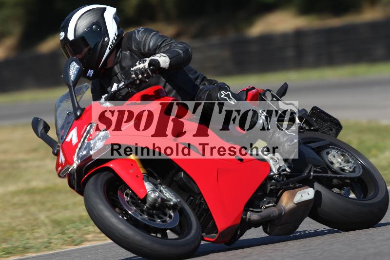 Archiv-2022/50 09.08.2022 MSS und TÖFF Track Day ADR/Gruppe blau/11